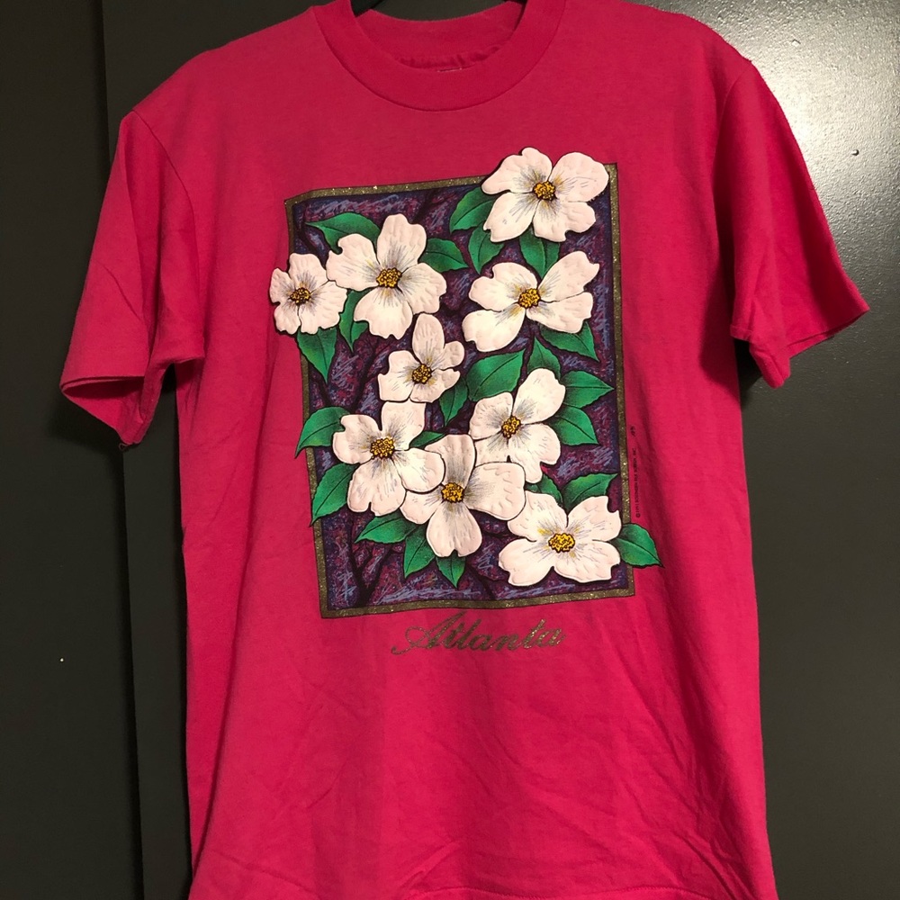 Vintage sparkly Atlanta graphic tee